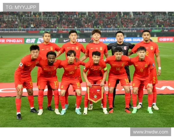 全新赛季震撼开启 中国足球与亚洲强队激战正酣 共赴世界杯梦想之路